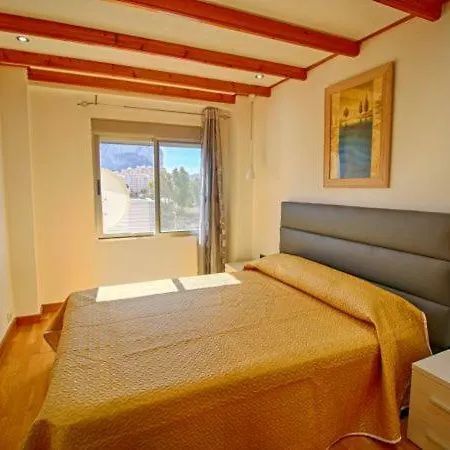 Sleeps 4 Apartment