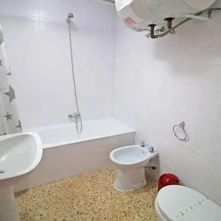 Sleeps 4 Casas de Torrat